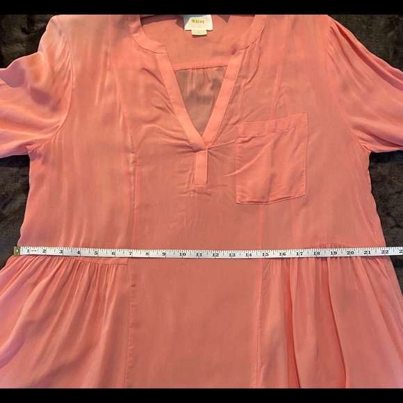 Rayon top by Maeve for Anthropology. Size 12. - Picture 11 of 12
